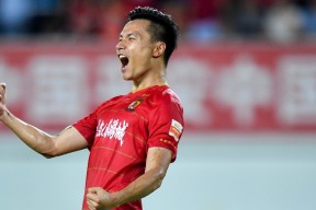 关于今晨突围战来临；尼斯围绕欧超杯状态回暖；质疑声仍在；轮换策略成焦点的信息-竞技宝在线入口