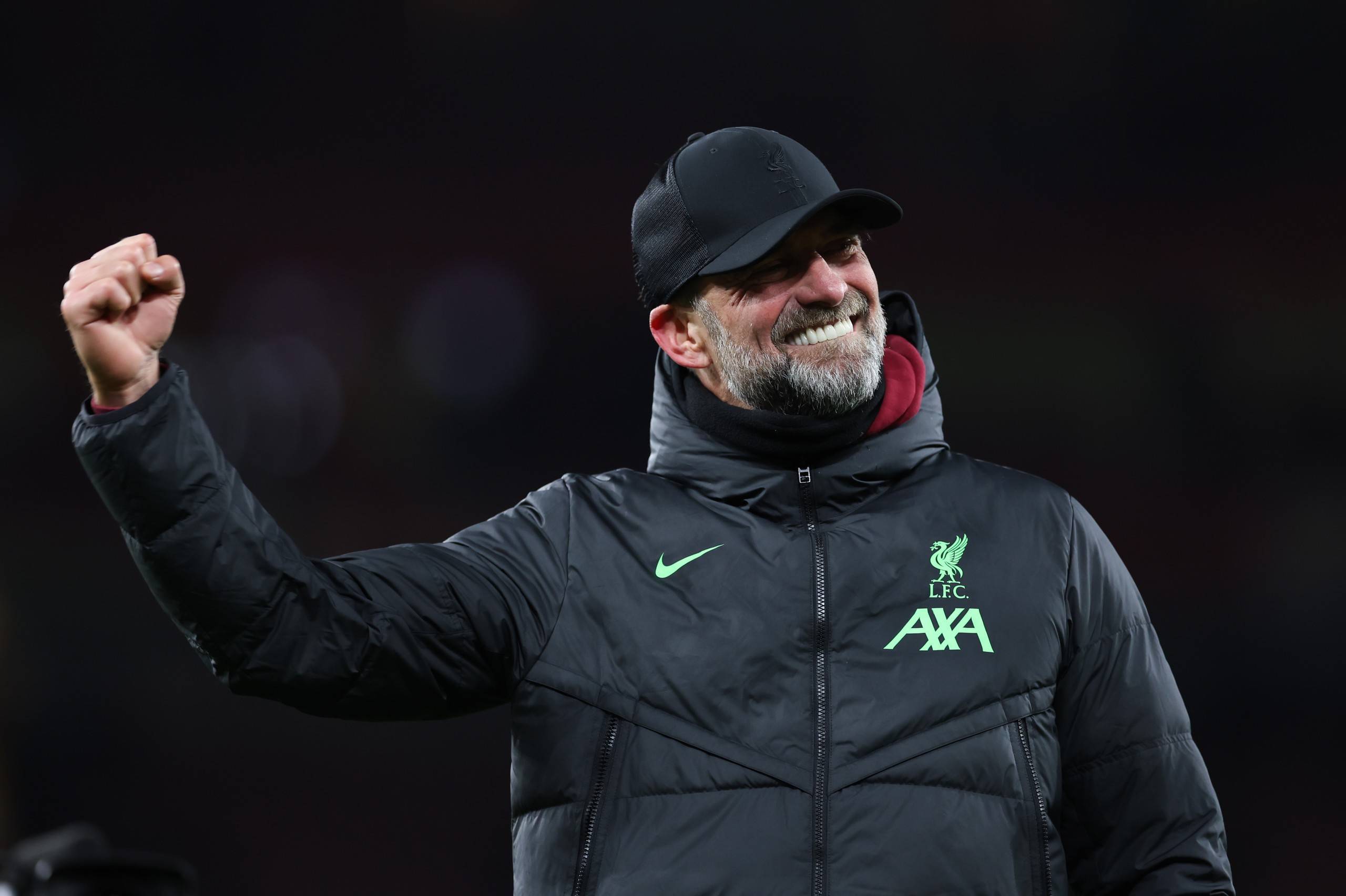 拜仁慕尼黑迎足总杯关键赛，清晨调整名单，管理层满意，医务组通报恢复的简单介绍