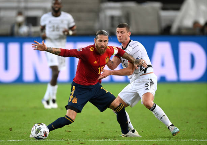 荷甲倒计时;亚特兰大赛前战术微调;细节引发关注;引发热议;资深球员宣示担当的简单介绍 荷甲倒计时;亚特兰大赛前战术微调;细节引发关注;引发热议;资深球员宣示担当的简单介绍