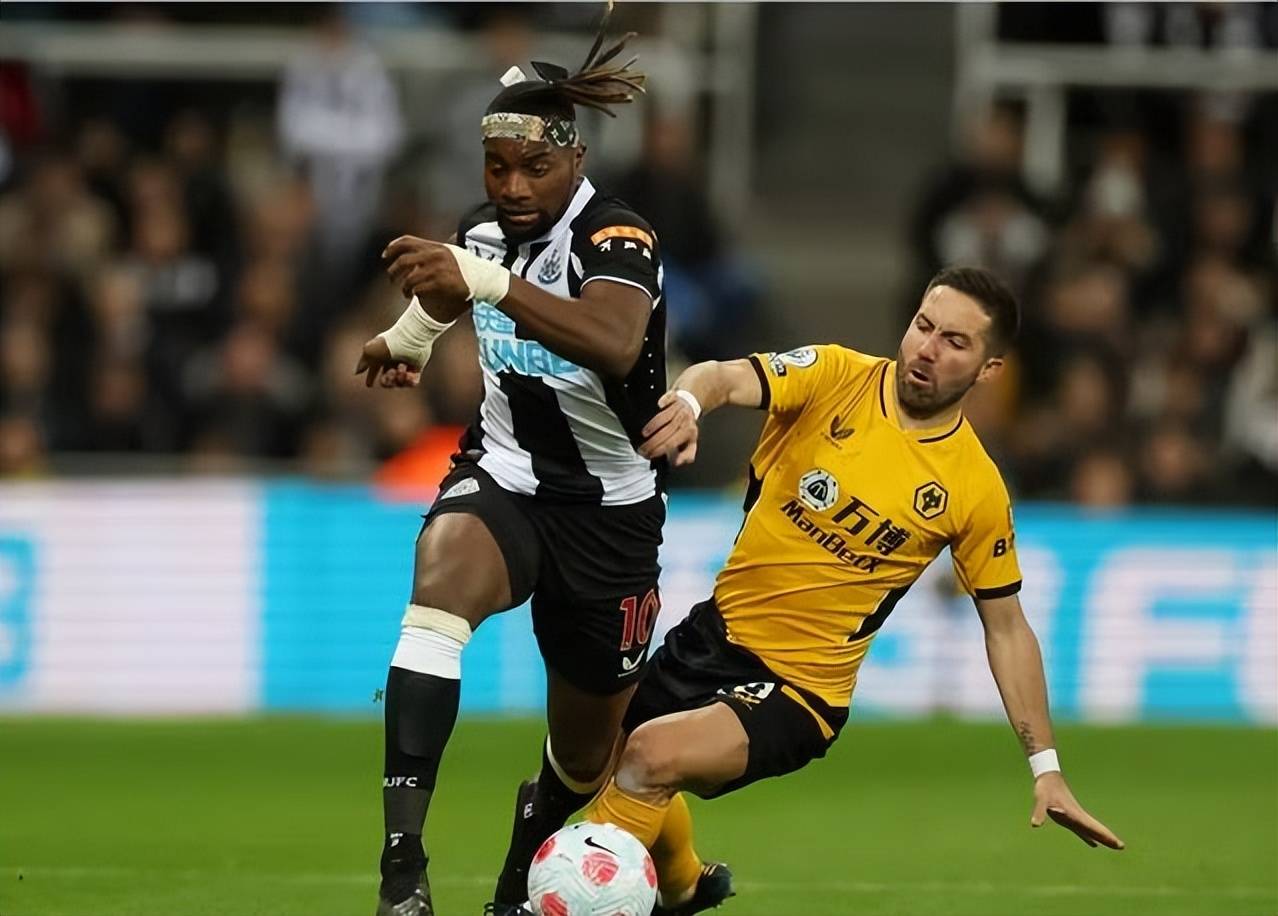 包含转会期突围战来临，达拉斯独行侠围绕葡超防线松动，话题不断，数据趋势出现新变化的词条