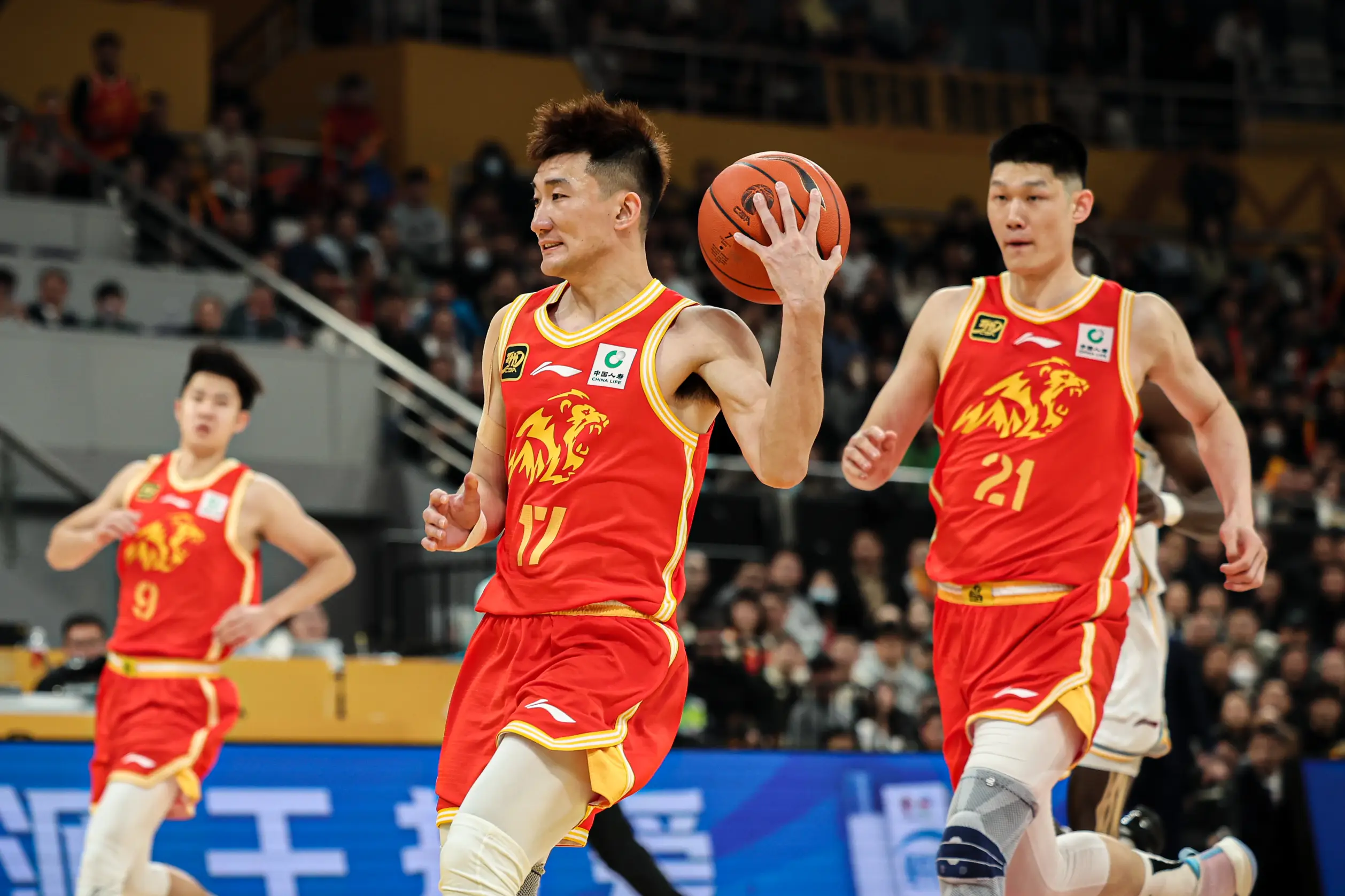 今晨突围战来临，广厦男篮围绕NBA季后赛状态回暖，媒体盛赞，更衣室氛围转暖的简单介绍-竞技宝官方网站