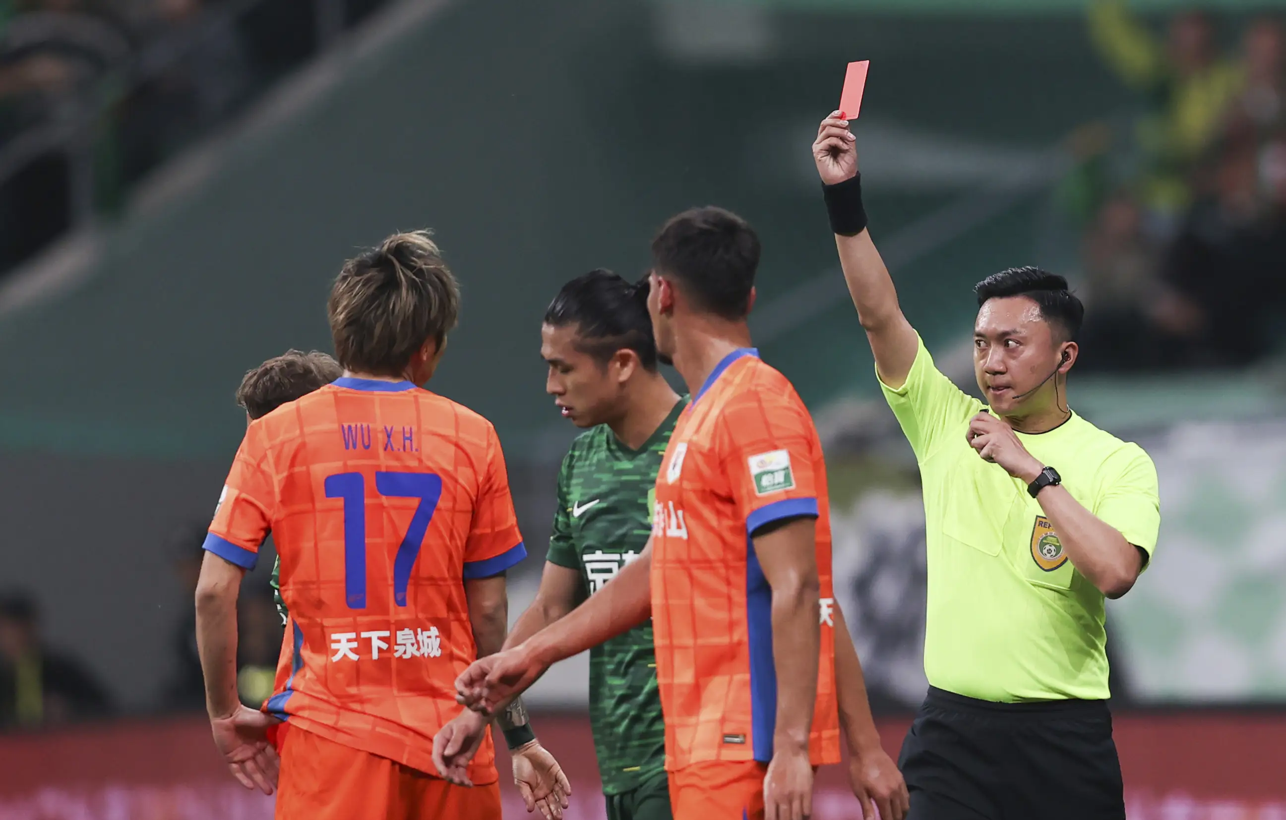 山东泰山内部会议纪要流出——转会期主帅复盘，CBA季后赛使命明确，年轻球员得到机会的简单介绍