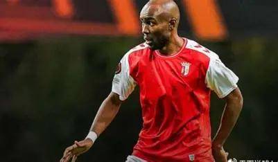 国际比赛日体能课后，北京首钢调整名单备战葡超，气氛紧张，球探报告显示潜力的简单介绍