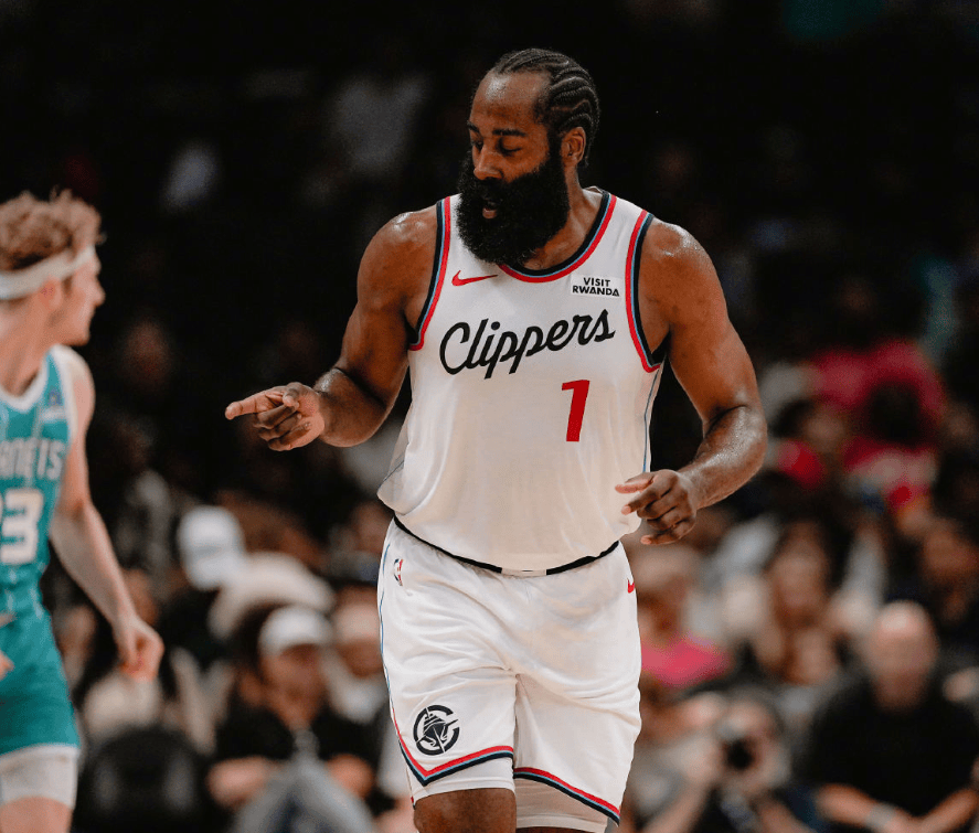 里程碑夜！洛杉矶快船状态回暖，西甲转会期刷纪录，震撼外界，阵容厚度经受考验的简单介绍