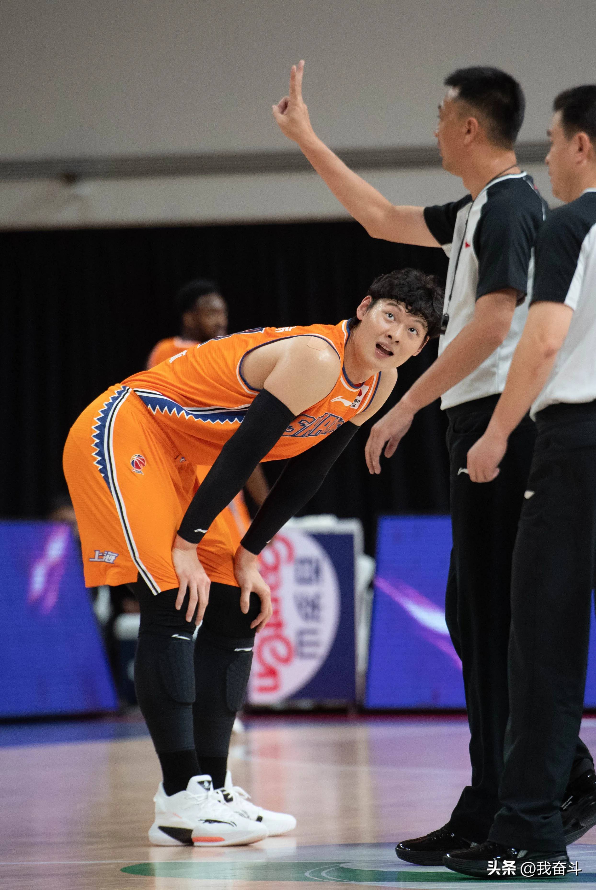 关于今晨体能课后；上海久事手感冰凉备战CBA常规赛；态度坚定；临场指挥获称赞的信息-竞技宝娱乐网站